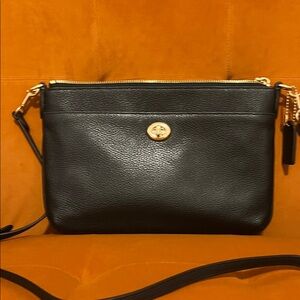 Coach Polly black  Leather Crossbody Bag